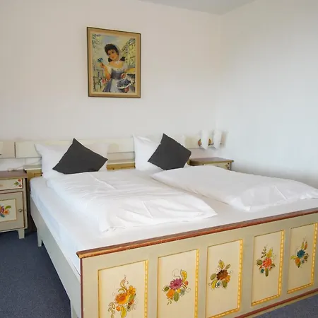 Casa de hóspedes Alpen Hotel 