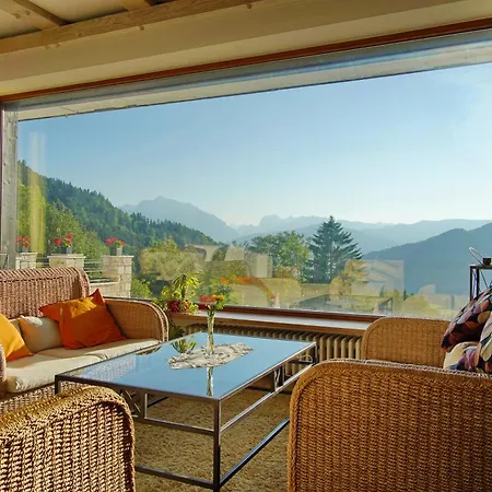 Alpen Hotel 